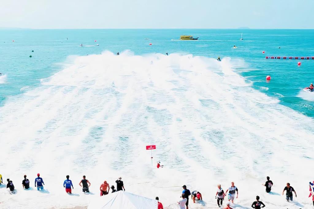 Sea View 5 Star Facilities Luxury Stay At Pattaya Praia de Jomtien Exterior foto